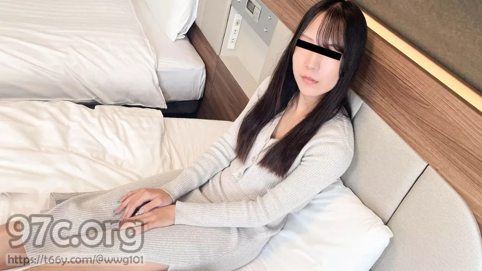 酒店诱惑：宝田ひなた的私密写真，天然素人大胆写真集，东京酒店房间激情写真，人妻诱惑，制服诱惑