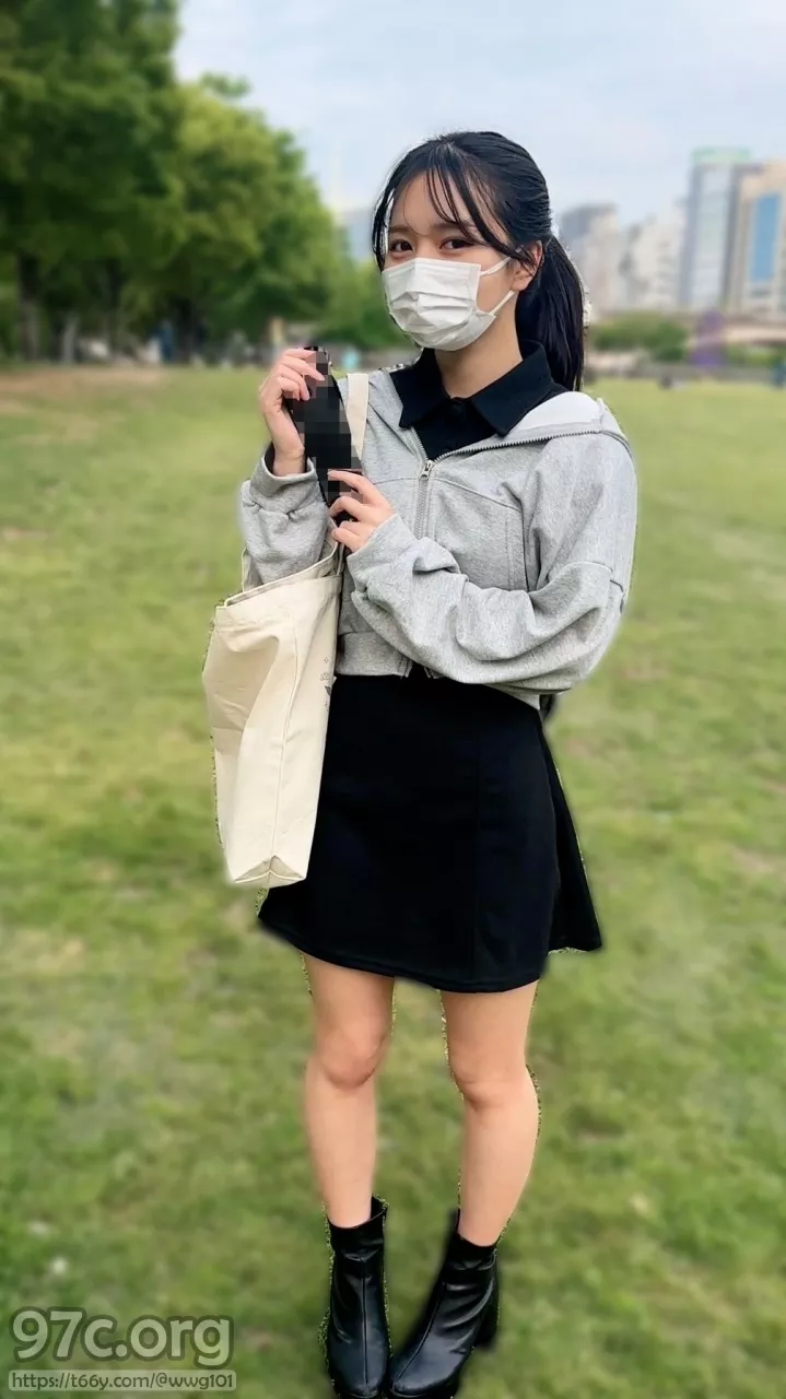 FC2-PPV-4687295：春日私语，神秘女孩的诱惑